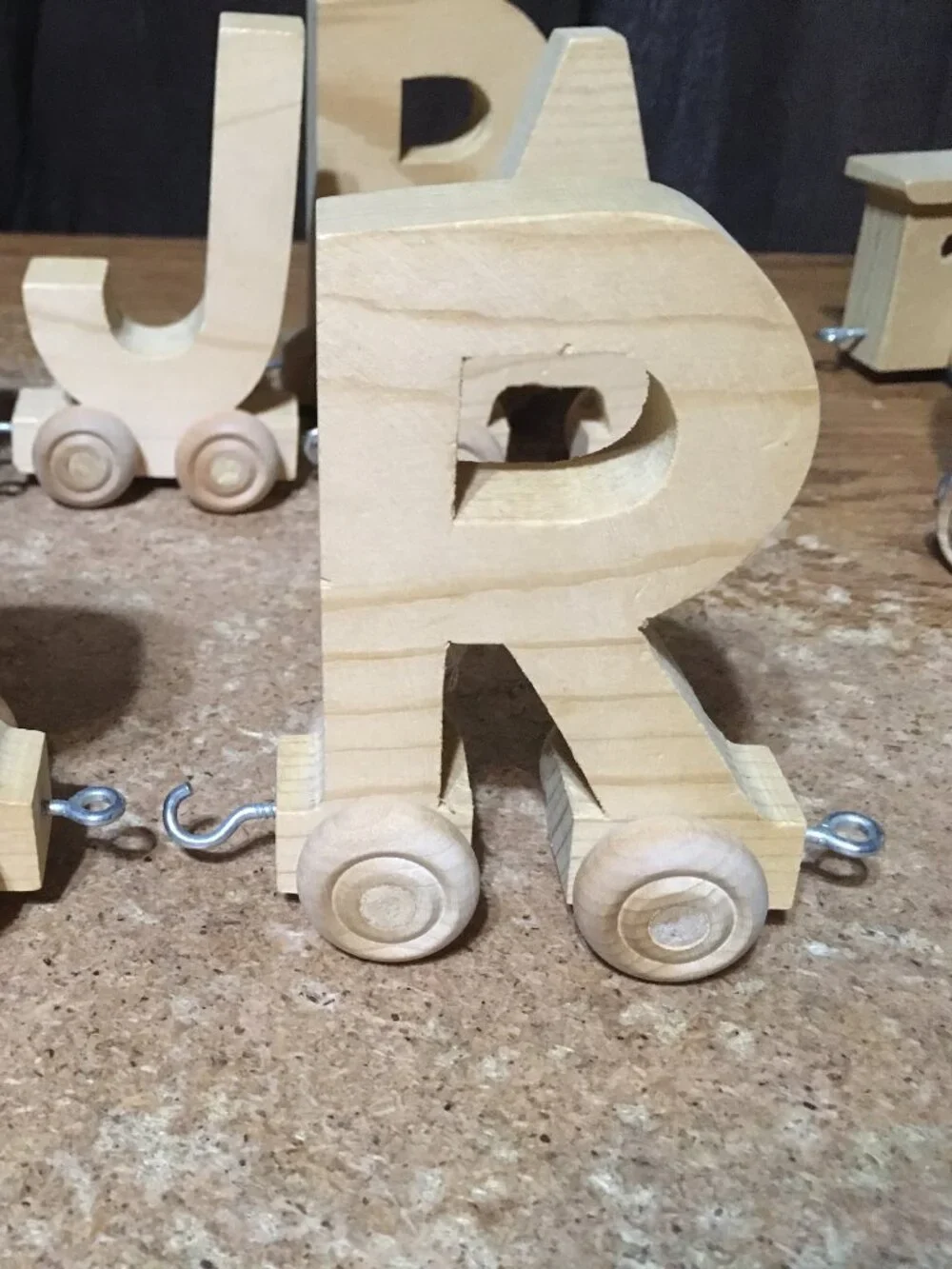 17 PIECE WOODEN TRAIN LOT BOWLING CHICAGO BULLS BASKETBALL LETTERS ENGINE CAR